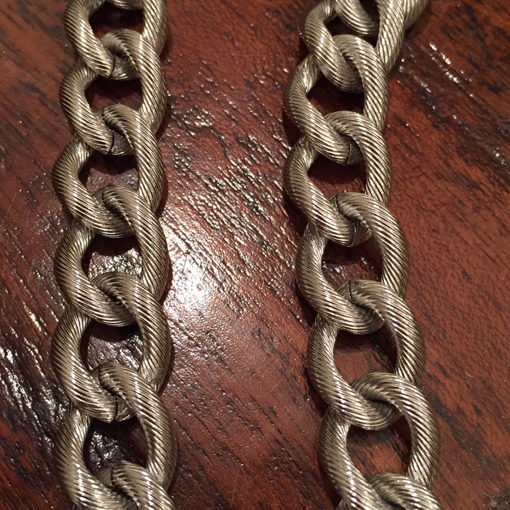 Substantial - Picture 3 of 13